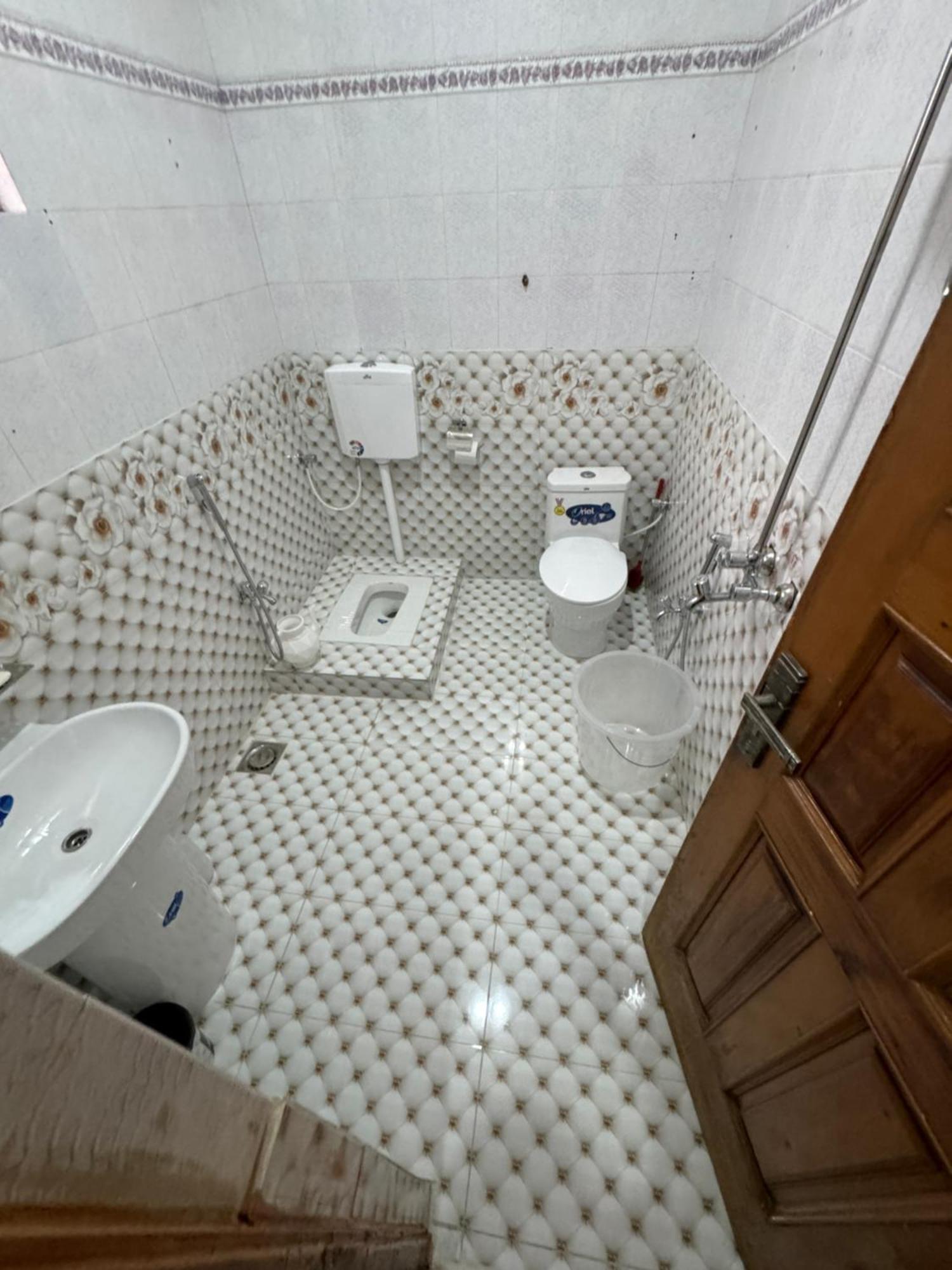 Royal Executive Inn Guest House Islamabad Bagian luar foto